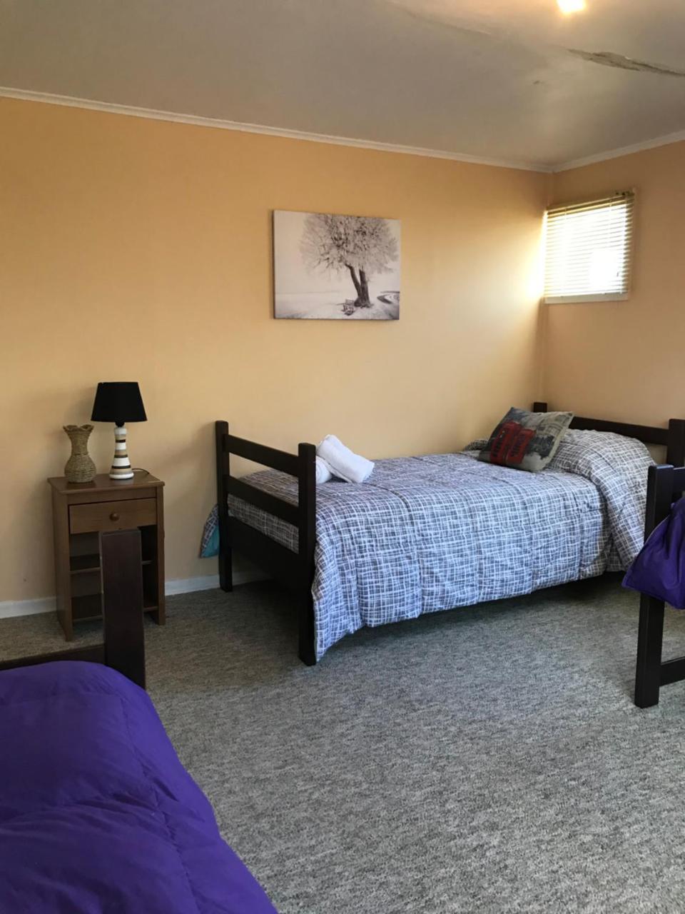 Refugio Bulnes Hostel Пуерто Наталес Екстериор снимка